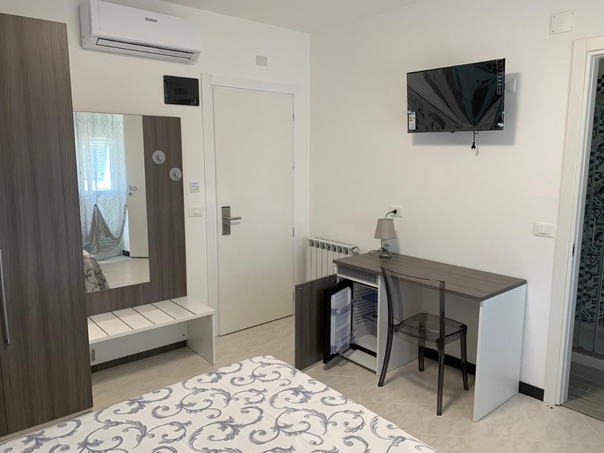 Hotel Aurora Varazze Dış mekan fotoğraf
