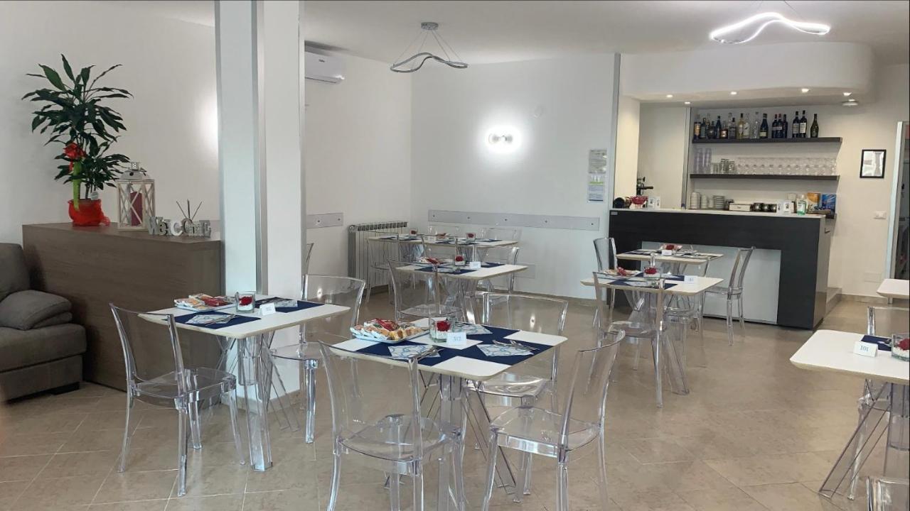 Hotel Aurora Varazze Dış mekan fotoğraf